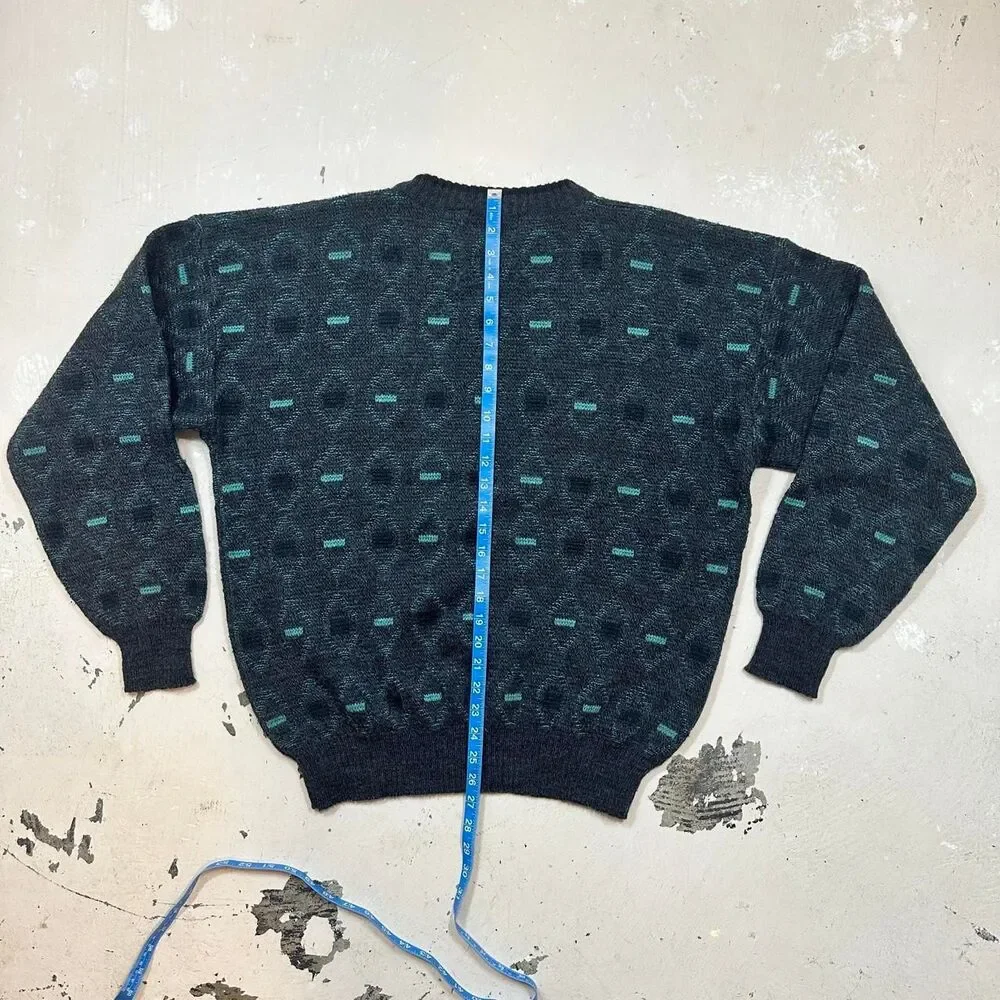 Source Unknown vintage blue